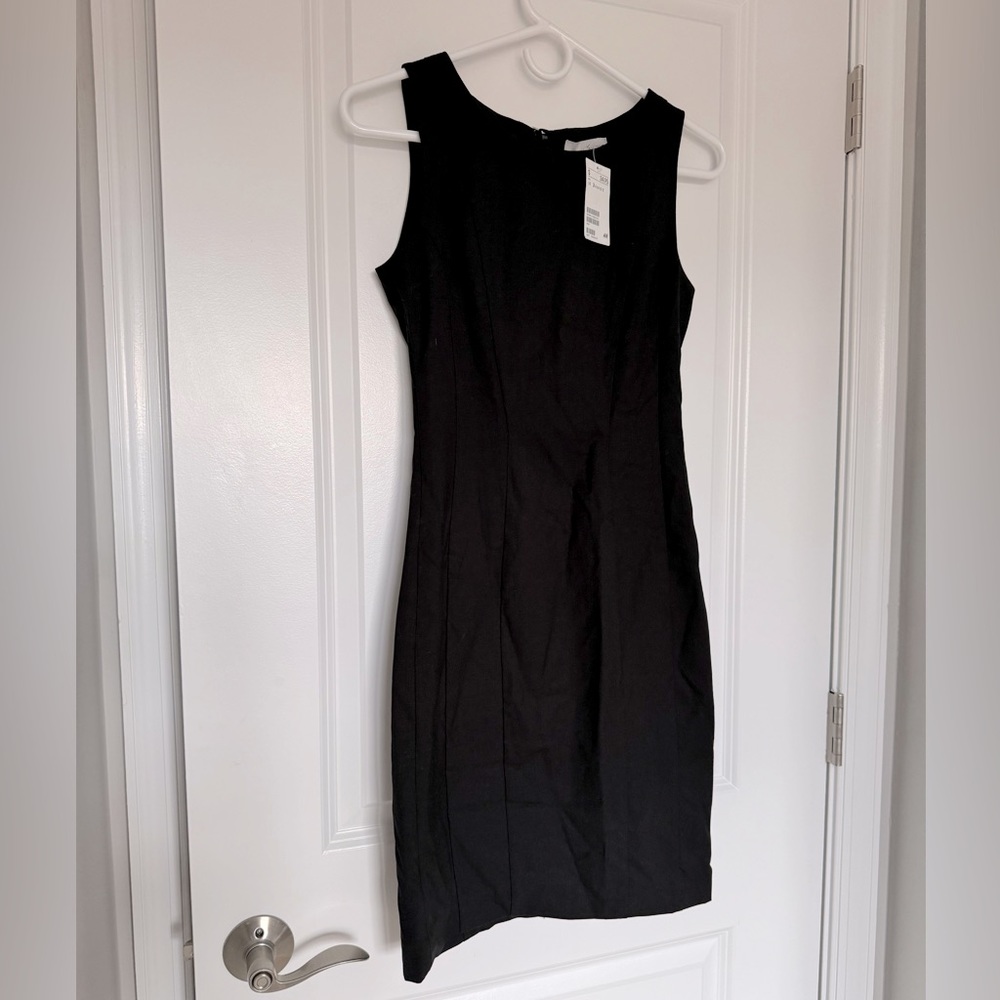 H&M Women's Sleeveless Black Dress (Size 2)